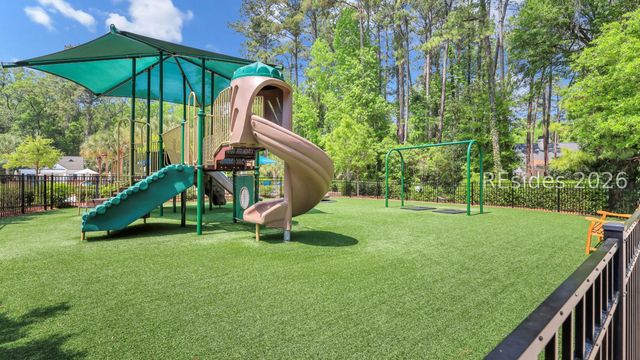 61 Manchester Ct, Bluffton, SC 29910
