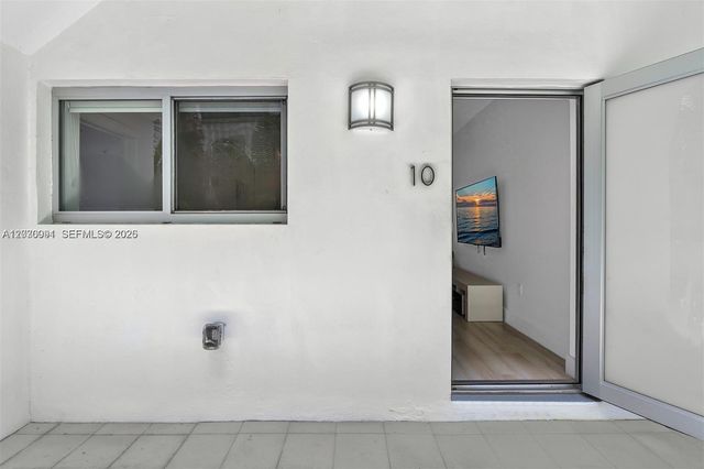 940 Michigan Ave 10, Miami Beach, FL 33139