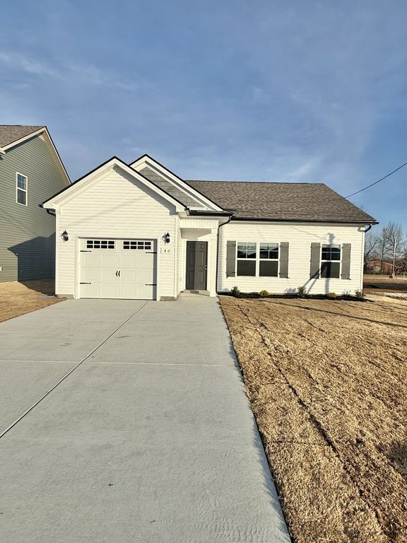 88 Stonehenge Cir, Manchester, TN 37355