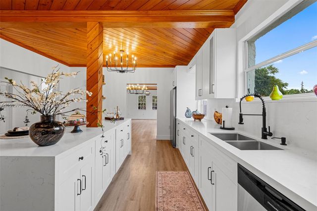 20255 SW 296th St, Homestead, FL 33030