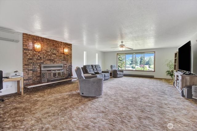 21704 88th Drive NE, Arlington, WA 98223