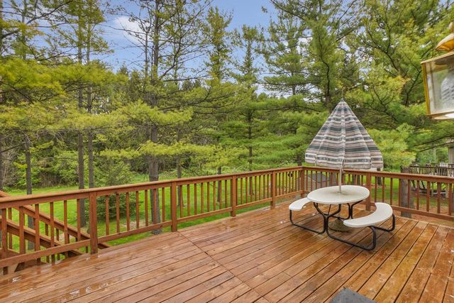 W200N16500 Pine DRIVE, Jackson, WI 53037