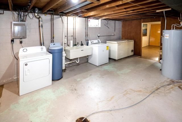 917 Jefferson STREET, West Bend, WI 53090