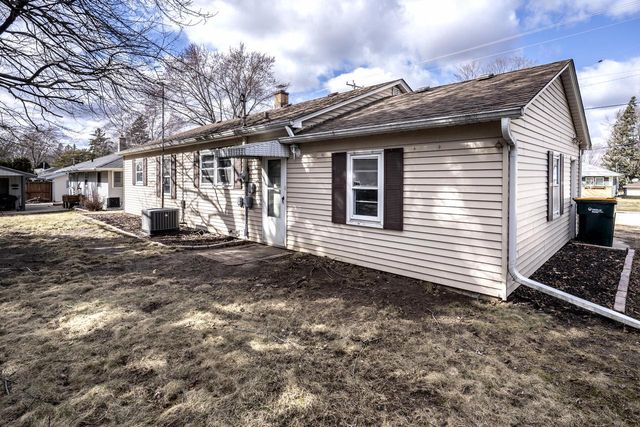 917 Jefferson STREET, West Bend, WI 53090