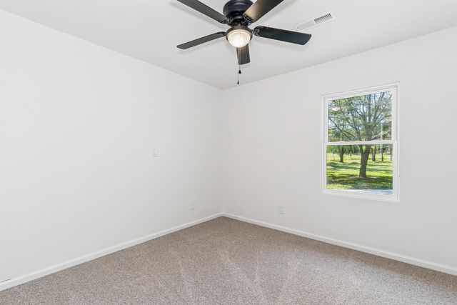 7734 S 143rd St E, Derby, KS 67037