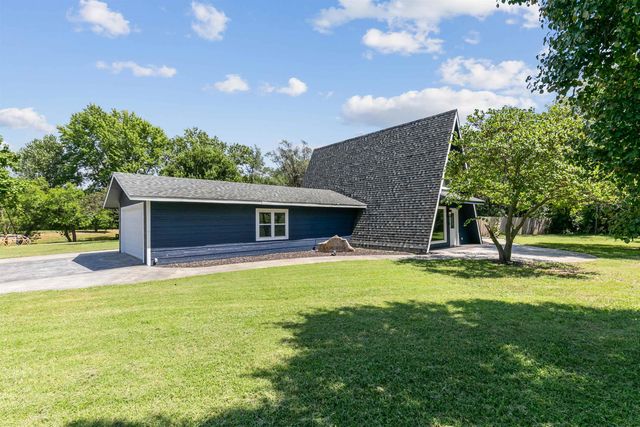 7734 S 143rd St E, Derby, KS 67037