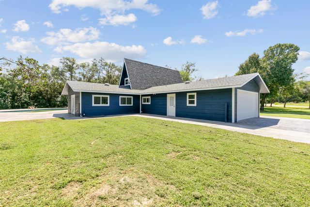 7734 S 143rd St E, Derby, KS 67037