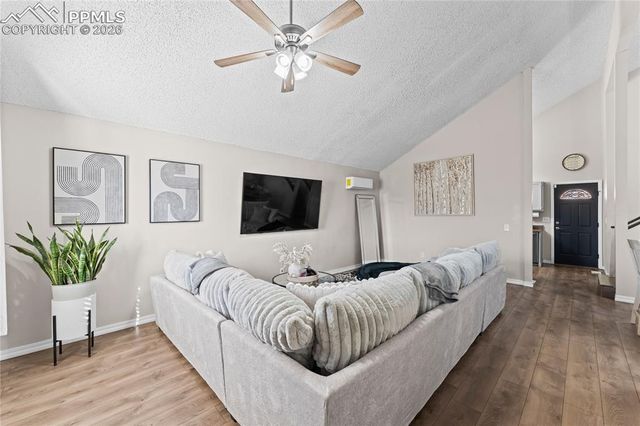 3435 Foxridge Drive, Colorado Springs, CO 80916