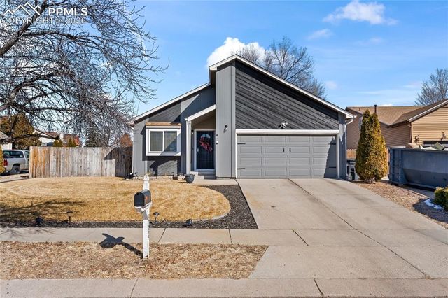 3435 Foxridge Drive, Colorado Springs, CO 80916