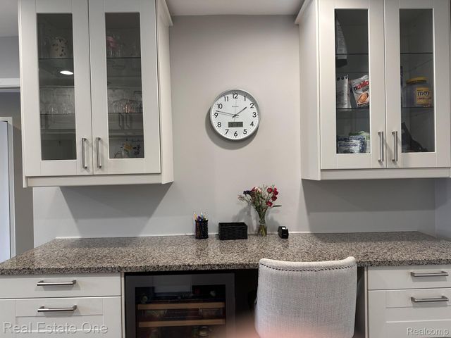 6463 Maple Hills Lane, Bloomfield Hills, MI 48301