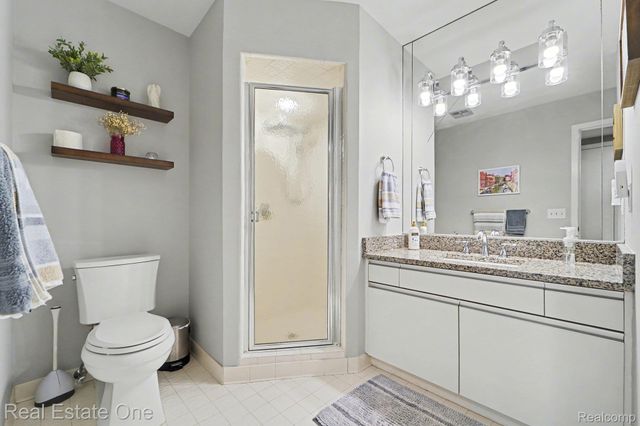 6463 Maple Hills Lane, Bloomfield Hills, MI 48301