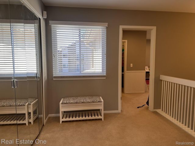 6463 Maple Hills Lane, Bloomfield Hills, MI 48301