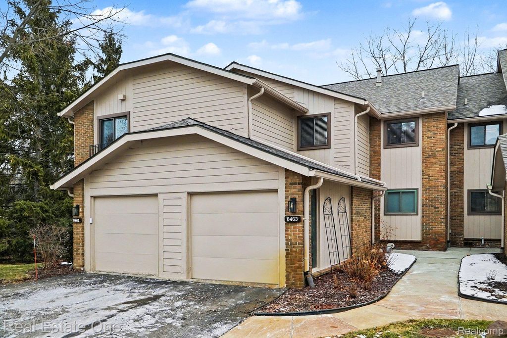6463 Maple Hills Lane, Bloomfield Hills, MI 48301
