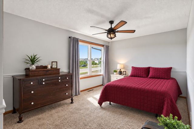 1245 Vernon Drive, Carver, MN 55315