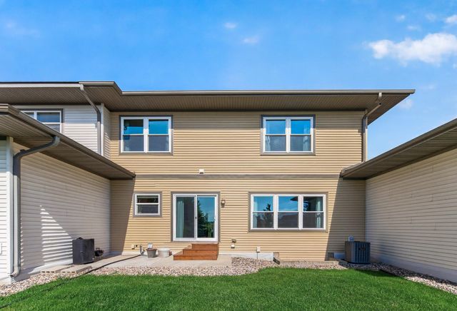 1245 Vernon Drive, Carver, MN 55315