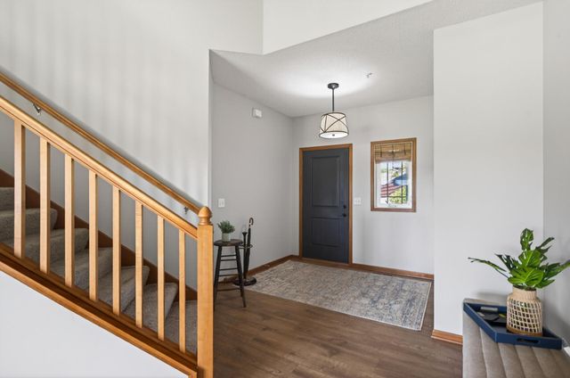 1245 Vernon Drive, Carver, MN 55315