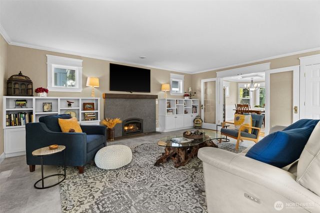 1607 Nisqually Street, Steilacoom, WA 98388