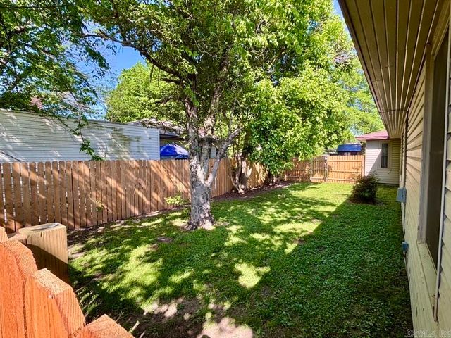 426 NW 2Nd St, Walnut Ridge, AR 72476