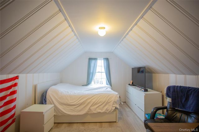 76 Clayton Clayton Avenue, East Atlantic Beach, NY 11561