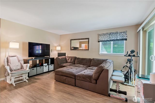 15415 35th Avenue W #K101, Lynnwood, WA 98087