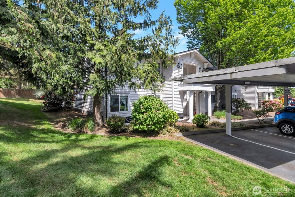 15415 35th Avenue W #K101, Lynnwood, WA 98087