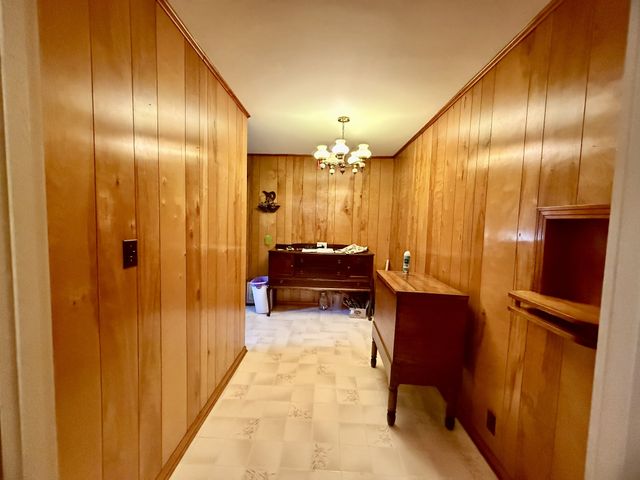 325 Spring St, Wartrace, TN 37183