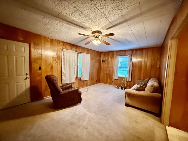 325 Spring St, Wartrace, TN 37183
