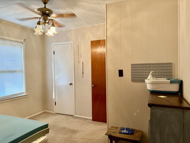325 Spring St, Wartrace, TN 37183