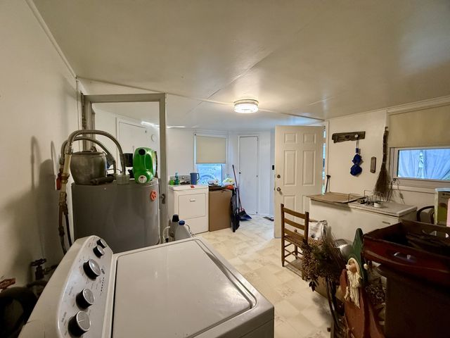 325 Spring St, Wartrace, TN 37183