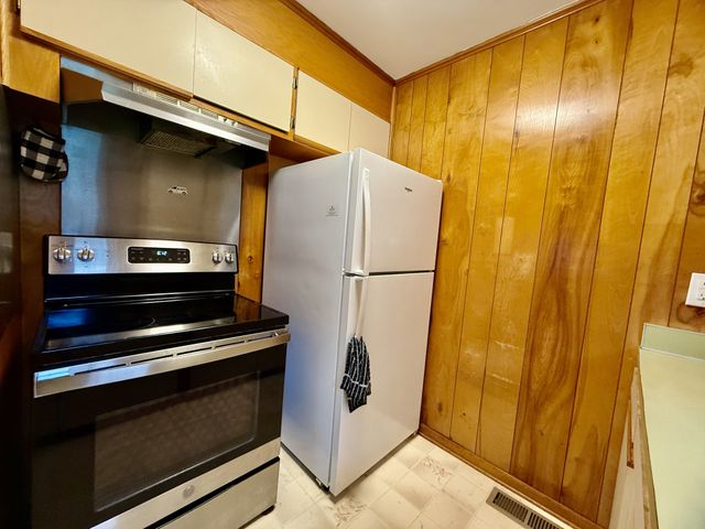 325 Spring St, Wartrace, TN 37183