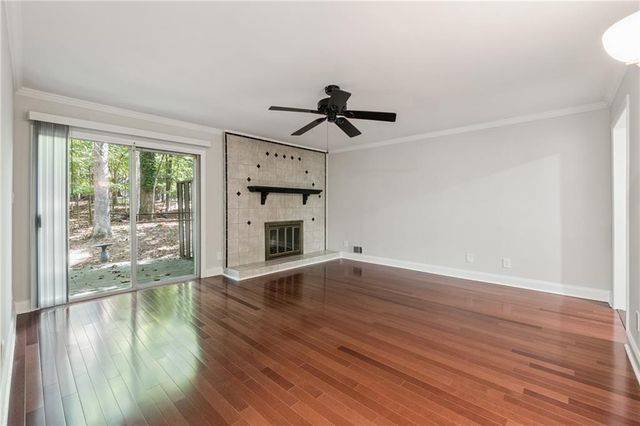 130 Lakeview W Ridge, Roswell, GA 30076