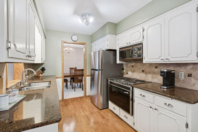 3420 Maplewood Drive, Saint Anthony, MN 55418