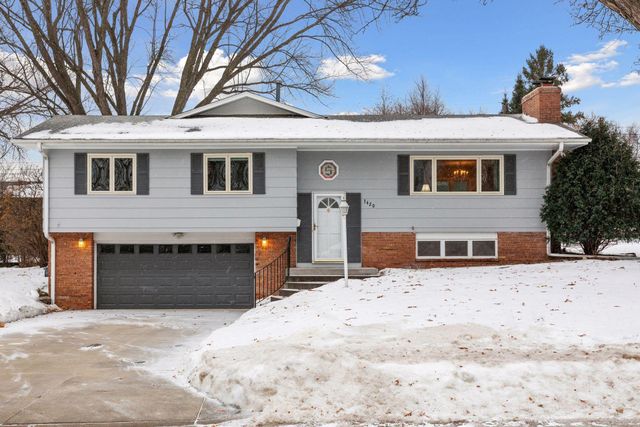 3420 Maplewood Drive, Saint Anthony, MN 55418