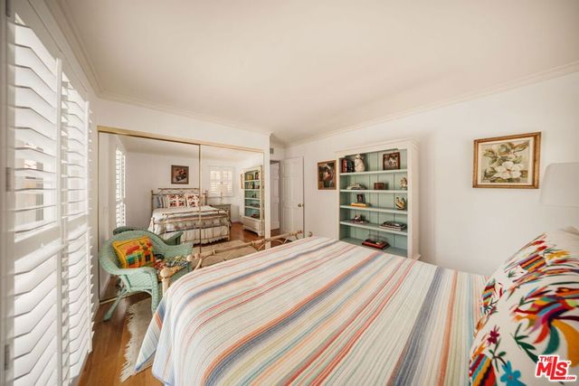 1100 Pine Oak Lane, Pasadena, CA 91105