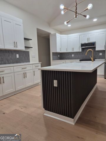 1180 Fleming Street SE, Smyrna, GA 30080