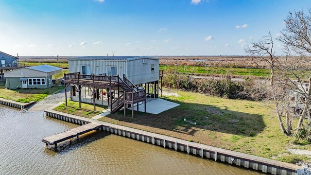2497 Brady Rd, Theriot, LA 70397