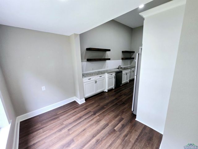 605 E Rusk St, Marshall, TX 75670