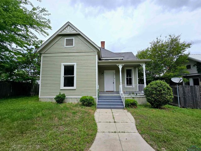 605 E Rusk St, Marshall, TX 75670