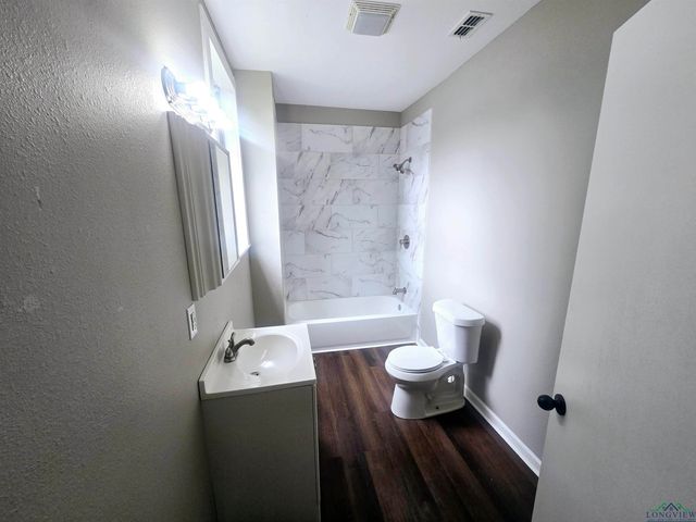 605 E Rusk St, Marshall, TX 75670