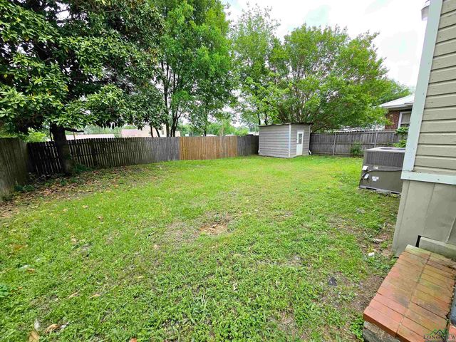 605 E Rusk St, Marshall, TX 75670