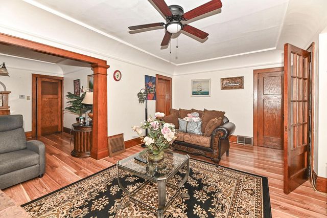 3871 N 25th STREET, Milwaukee, WI 53206