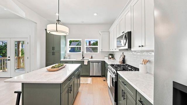 1513 Chamberlain Avenue, Chattanooga, TN 37404