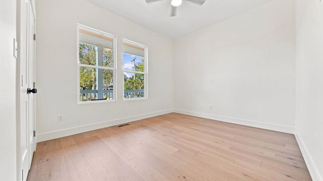 1513 Chamberlain Avenue, Chattanooga, TN 37404