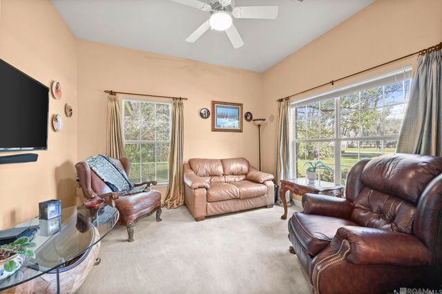 39797 River Oaks Dr, Ponchatoula, LA 70454