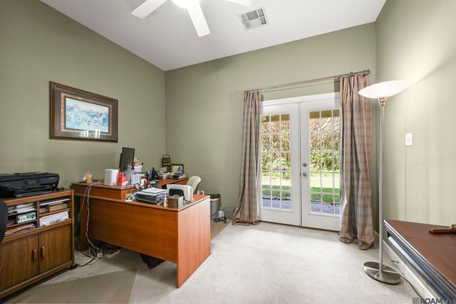 39797 River Oaks Dr, Ponchatoula, LA 70454