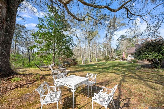 39797 River Oaks Dr, Ponchatoula, LA 70454