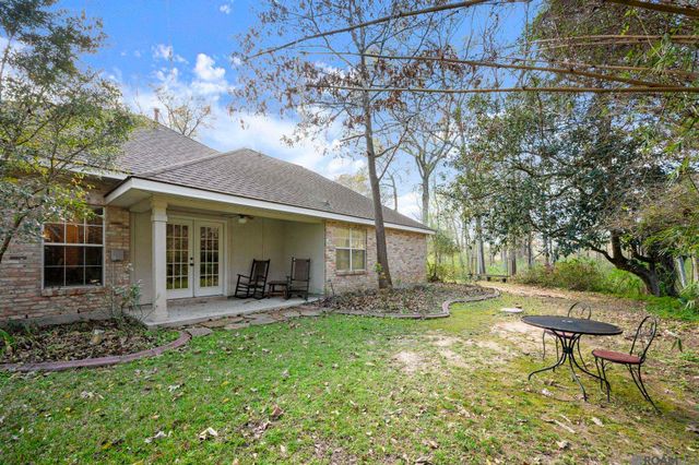 39797 River Oaks Dr, Ponchatoula, LA 70454