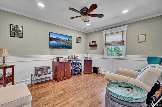 4 Dove Path, Coram, NY 11727