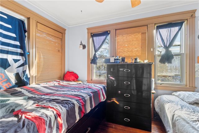 51 Oakland Avenue, Cranston, RI 02910