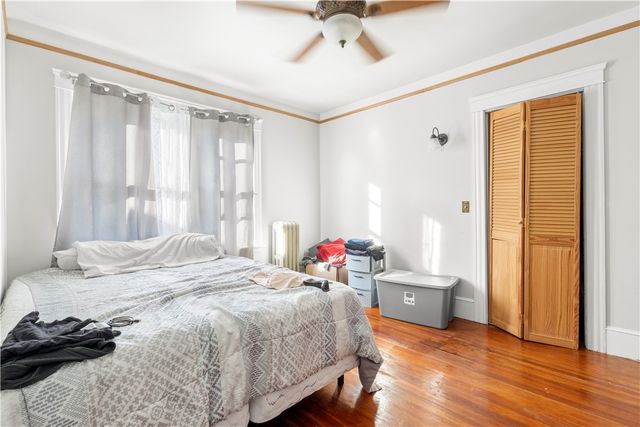 51 Oakland Avenue, Cranston, RI 02910